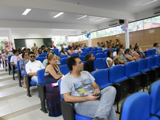 Palestra sobre Educação Inclusiva: desafios e possibilidades para a educação superior